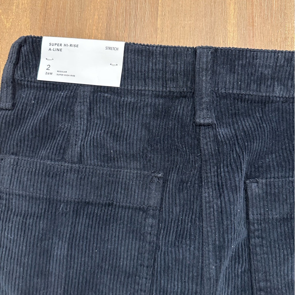 AE black corduroy button down mini skirt - Picture 2 of 4